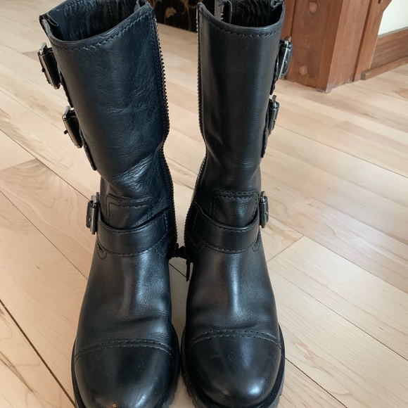 Prada boots 38 1/2 - Picture 2 of 6